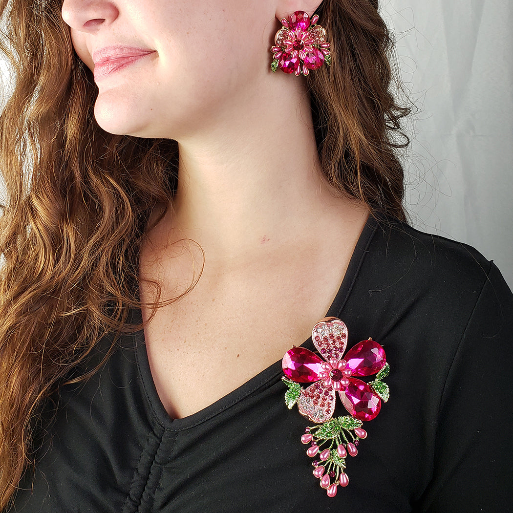 Brooches And Pin Sets