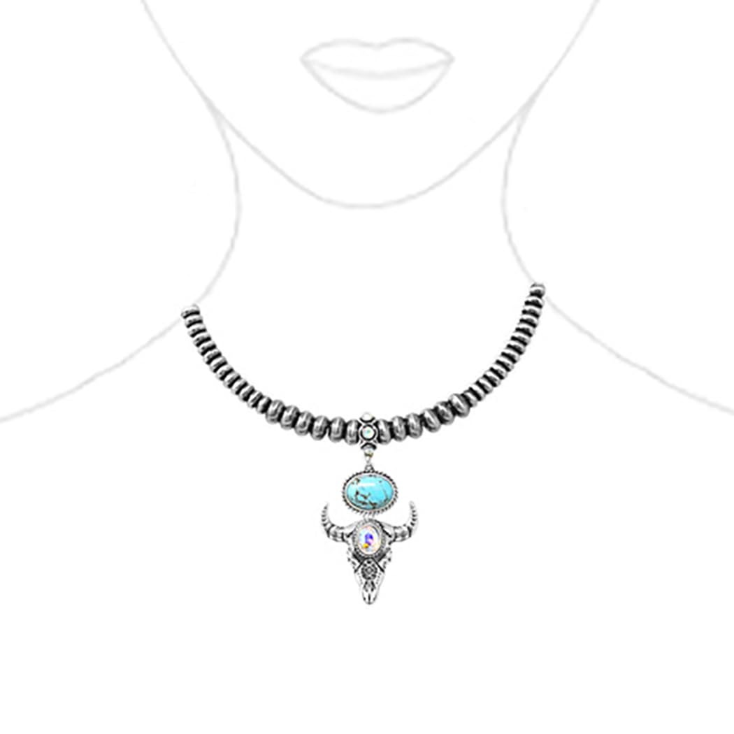 Western Choker Necklace With Long Horn Pendant