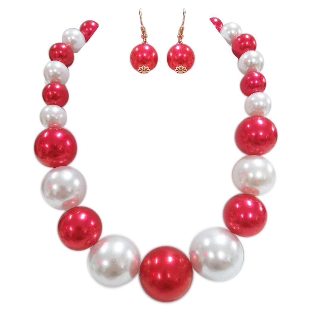 Oversized Pearl Ball Tip Choker Necklace