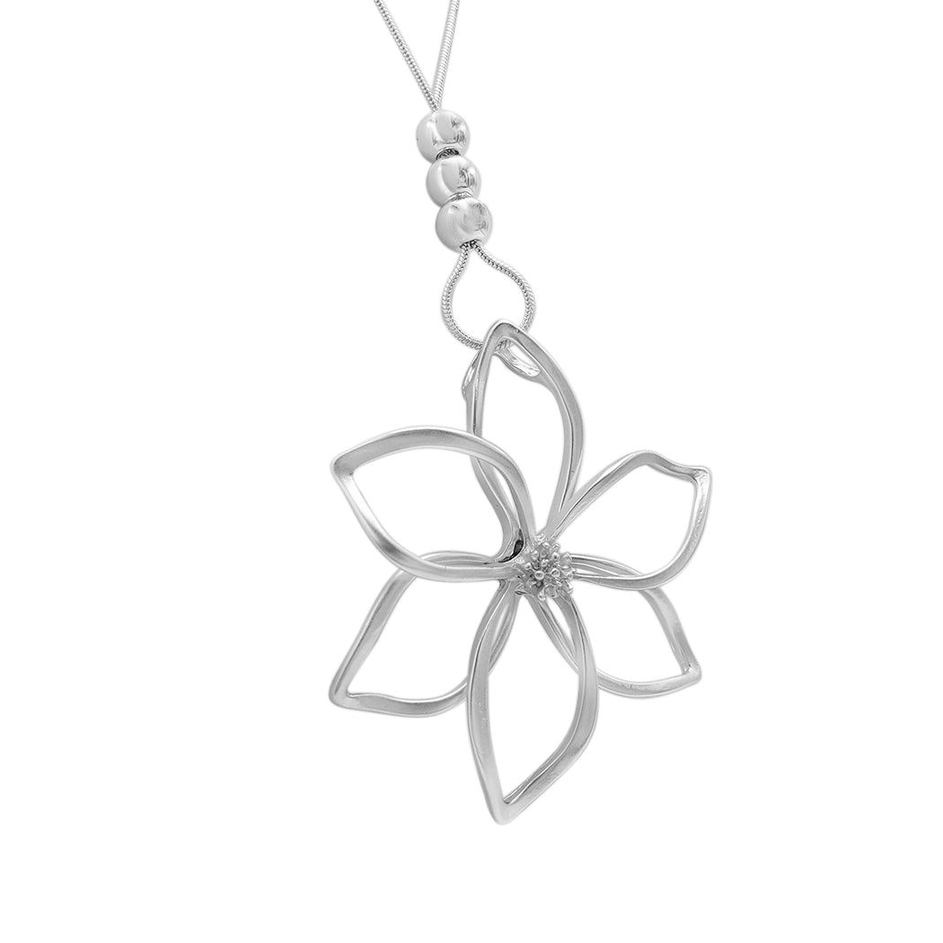 Women's Stunning Matte Silver Tone 3D Metal Flower Pendant On