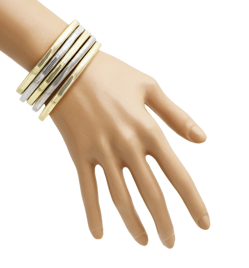 Women's Sleek And Stylish Omega Chain Coil Stretch Bracelet