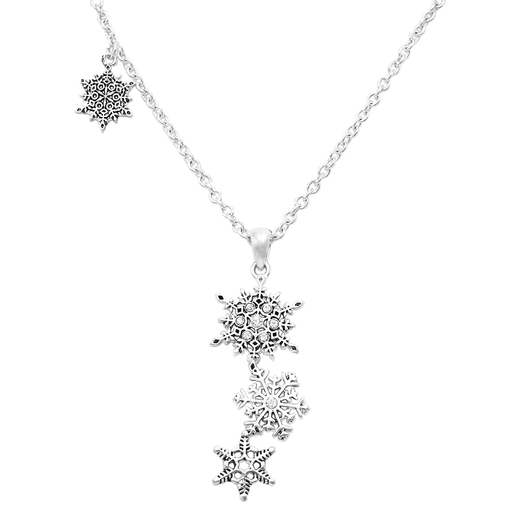 Decorative Winter Snowflake Christmas Holiday Pendant Necklace, 18"+3" Extension