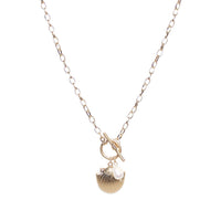 Stunning Gold Tone Rolo Link Chain With Seashell And Pearl Charm Toggle Clasp Collar Necklace, 18"