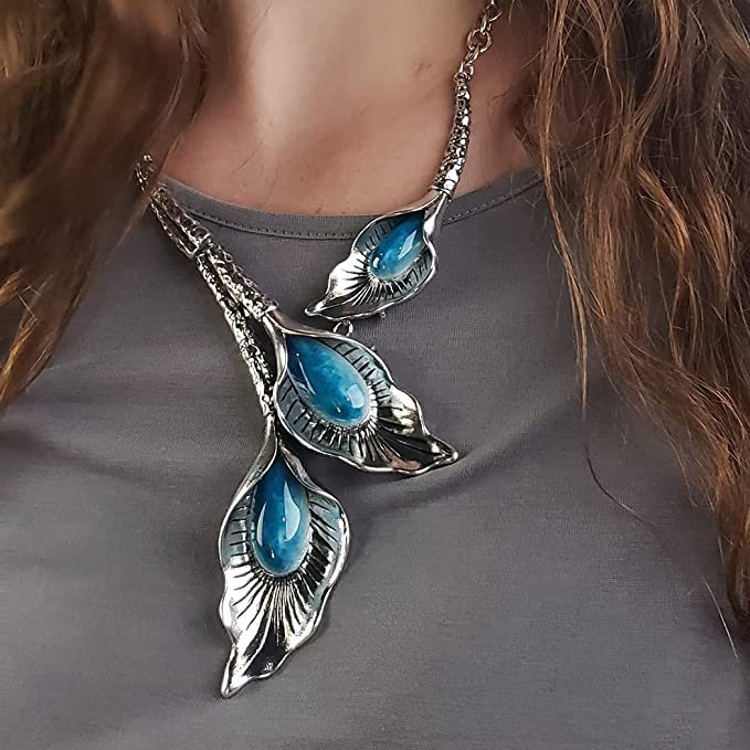 Stunning 3D Silver Tone Metal Calla Lily Flower With Blue Resin Necklace Earrings Set, 18”+2” Extension
