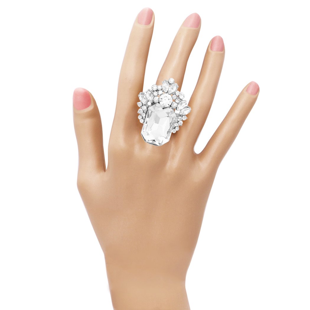 Stunning Statement Emerald Cut Glass Crystal Stretch Cocktail Ring (Clear Crystal Silver Tone)
