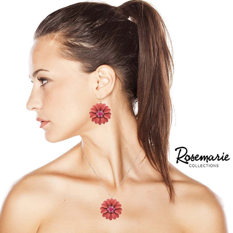 Summertime Fun Daisy Flower Pendant Necklace and Earrings Set (Coral Necklace Earrings Set)