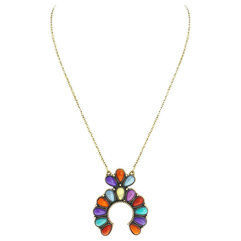 Western Style Semi Precious Howlite Stone Squash Blossom Pendant Necklace, 18"-21" with 3" Extender (Multicolored Howlite)